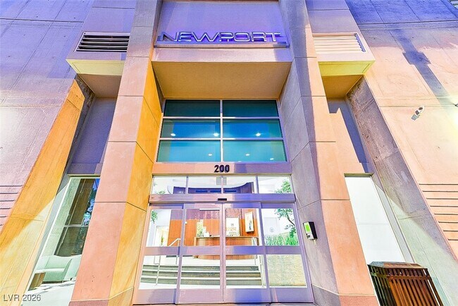 Building Photo - 200 Hoover Ave