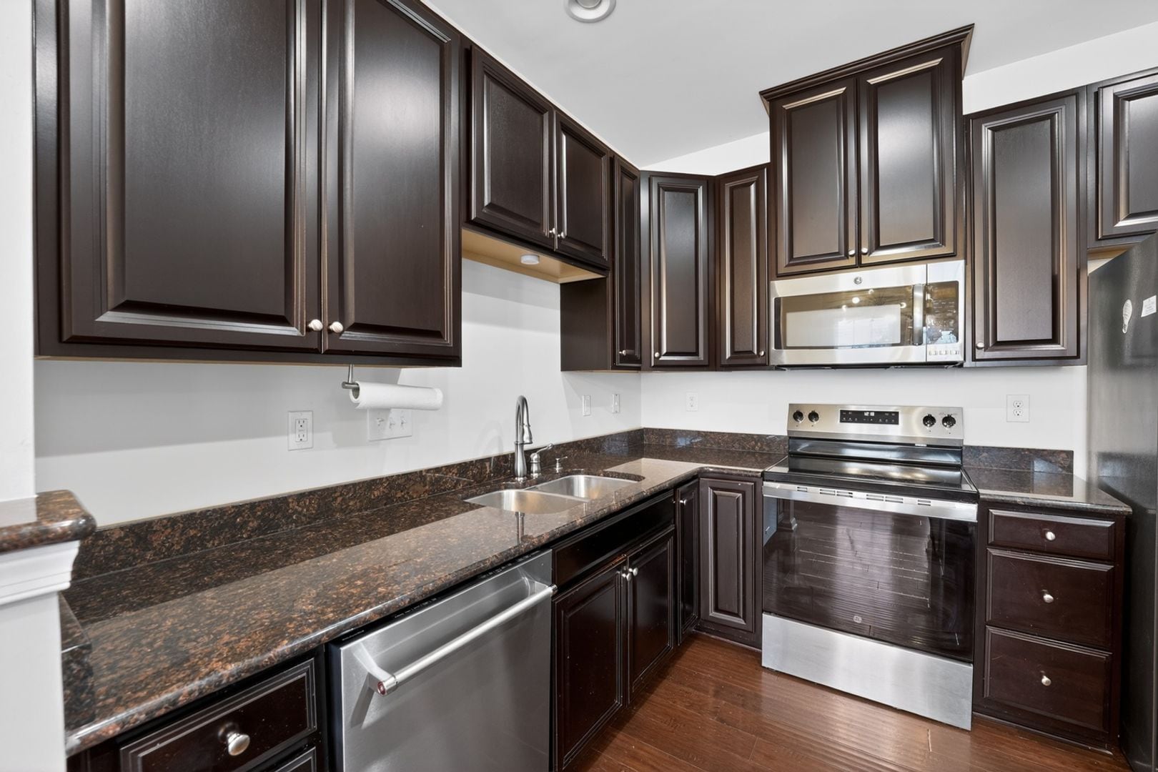 Building Photo - 6402 Terrace View Ct