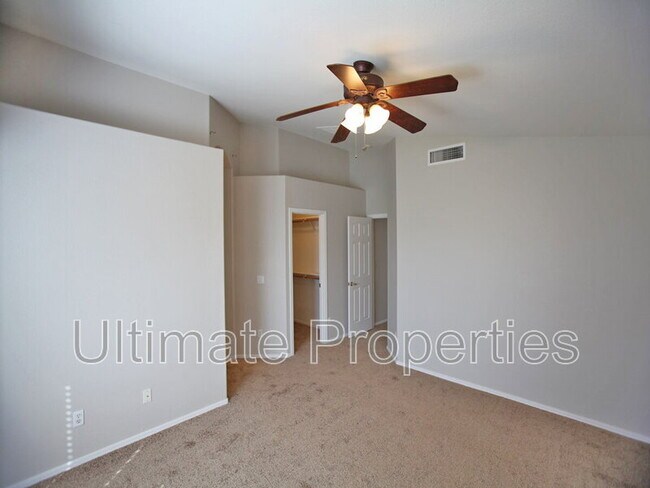 Building Photo - 7725 W Foothill Dr