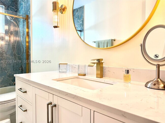 Building Photo - 4631 SW 154th Ct