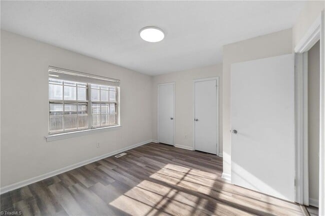 Building Photo - 5739 Bramblegate Rd