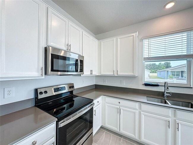 Building Photo - 1162 Pomelo St