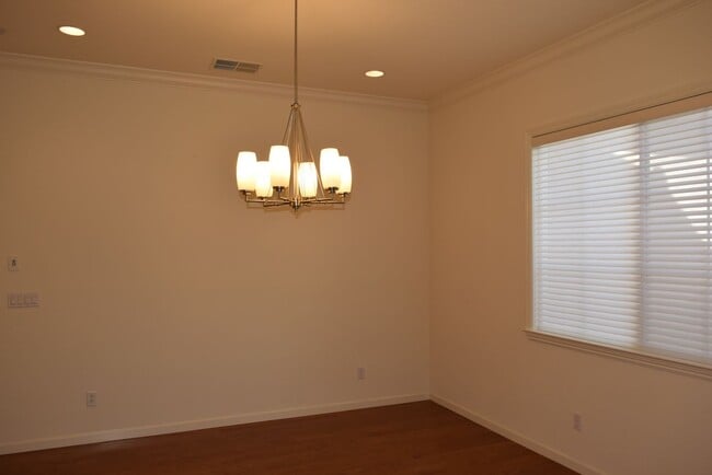 Building Photo - Coming Soon! Spacious Single-Story Home for Lease in Lathrop!