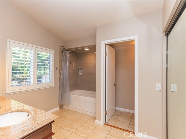 Building Photo - 33 Chaparral Dr