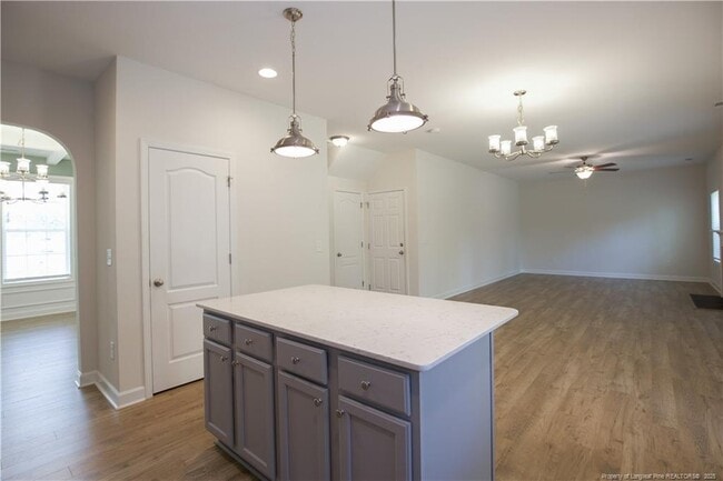 Building Photo - 1170 Camellia Dr