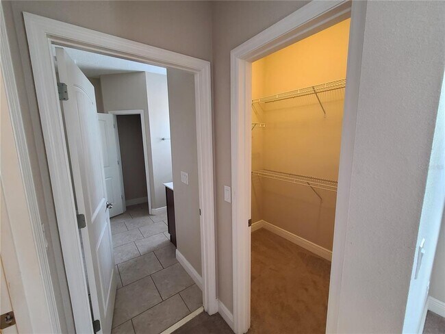 Building Photo - 1497 Softshell St