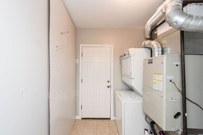 Building Photo - 773 Fairmont St NW