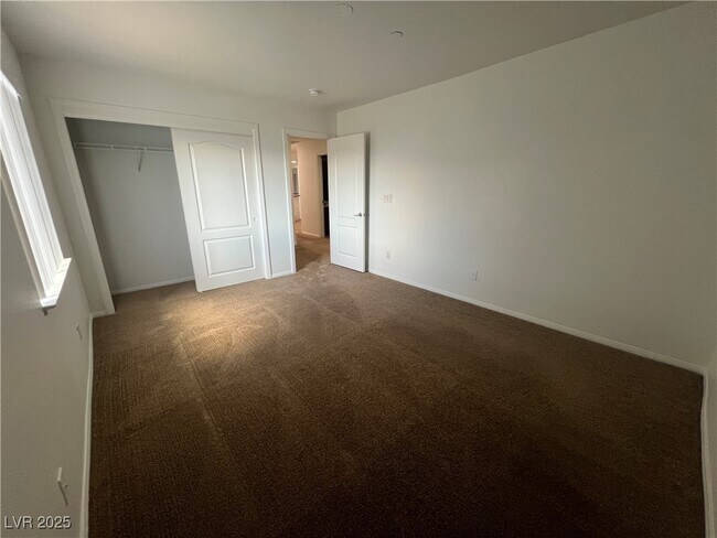 Building Photo - 1550 Midnight Cowboy Ct