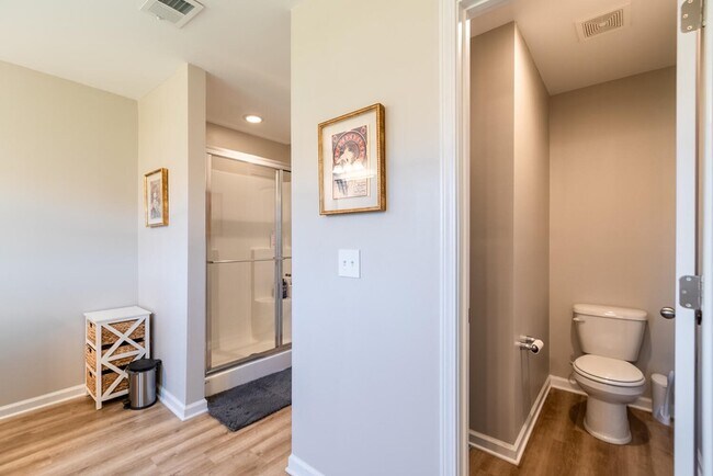 Building Photo - 510 Kittiwake Ln