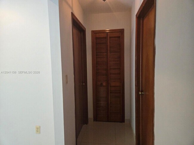 Building Photo - 15630 SW 46th Terrace