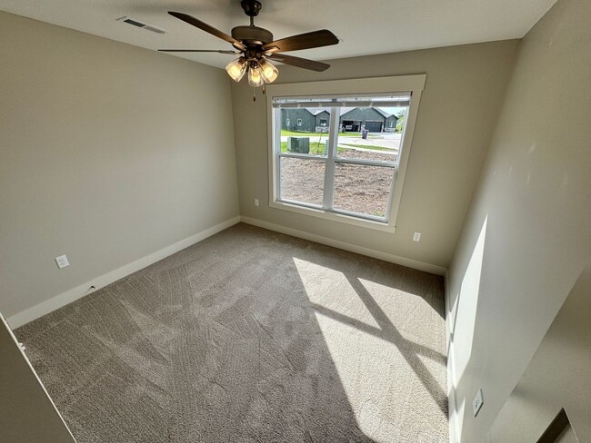 Building Photo - BRAND NEW 3-bedroom Duplex in Irvine Acres!