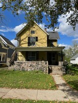 Building Photo - 714 W Liberty St