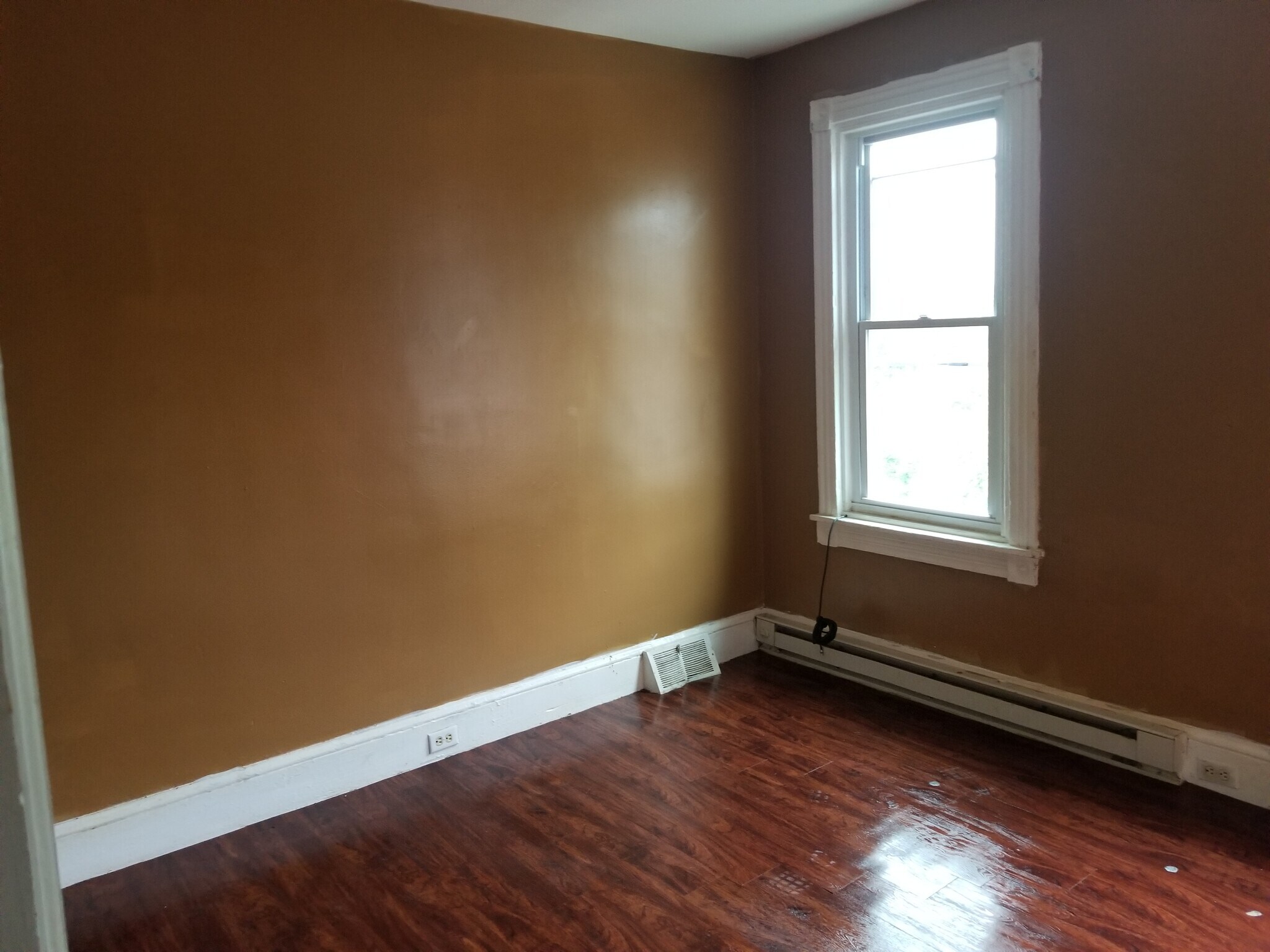 Building Photo - 519 tulpehocken street