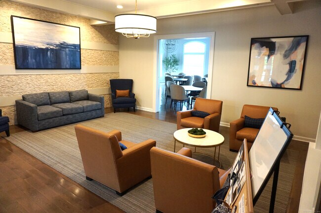 Building Photo - 56 Moorland Dr