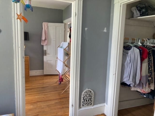 Building Photo - 25 W Kidder St