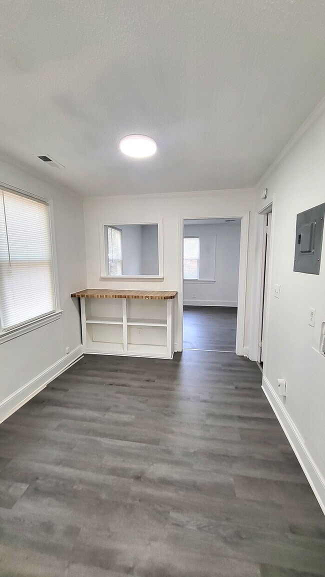 Building Photo - For Rent: Renovated Three Bedroom House in Sumter SC!