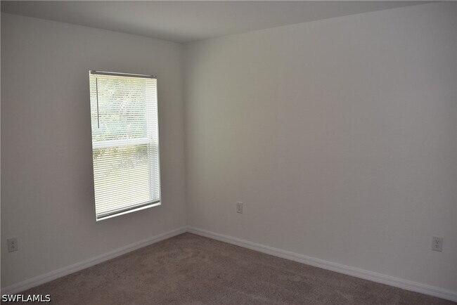 Building Photo - 3503 Samoa Ave