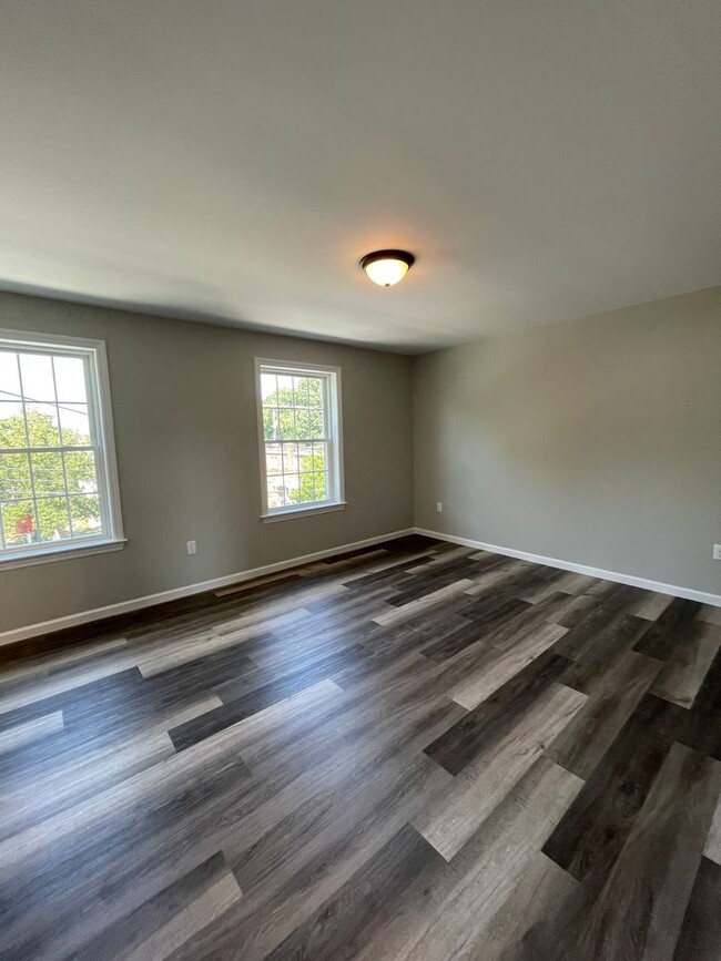 Building Photo - Beautiful Townhome for Rent in Lancaster C...