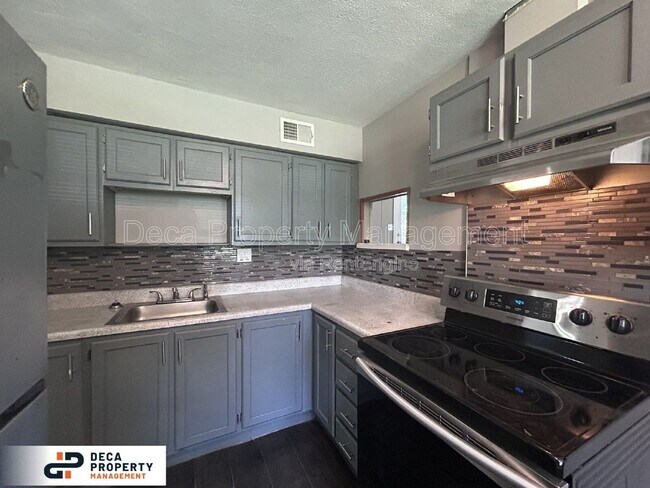Building Photo - 9224 Kathlyn Dr