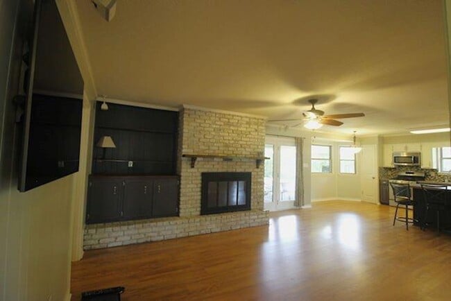 Building Photo - Bon Village 4 BR 2 Bath home