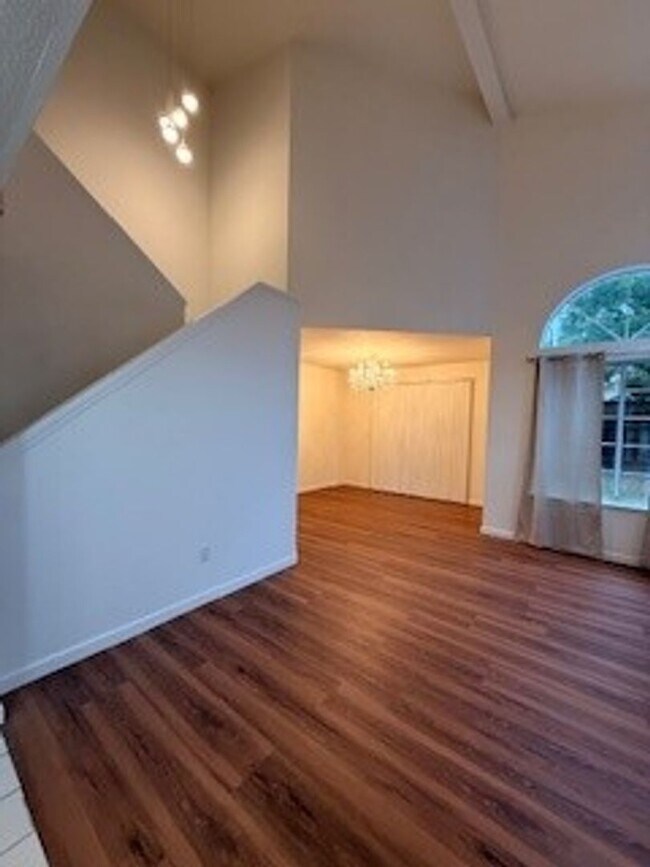 Building Photo - New Bedford Village