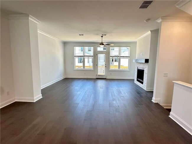 Building Photo - 1116 Larkin Dr