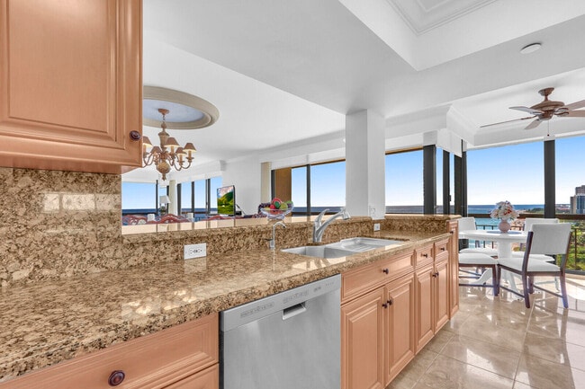 Building Photo - 4000 N Ocean Dr