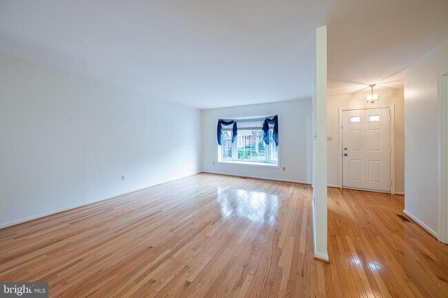 Building Photo - 3133 Windwood Farms Dr