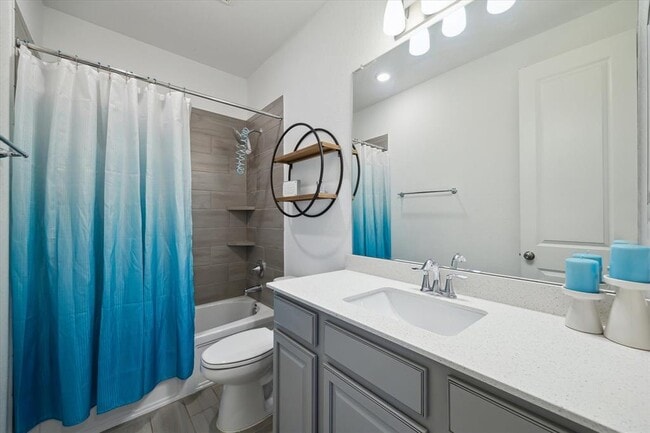 Building Photo - 13826 Sturcombe Gln Trl