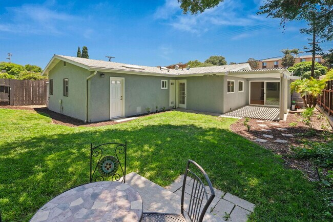Building Photo - Welcome to your rare gem, dream home in Clairemont, San Diego!
