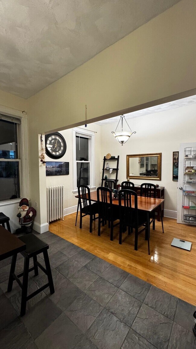 Building Photo - 311 Monastery Pl