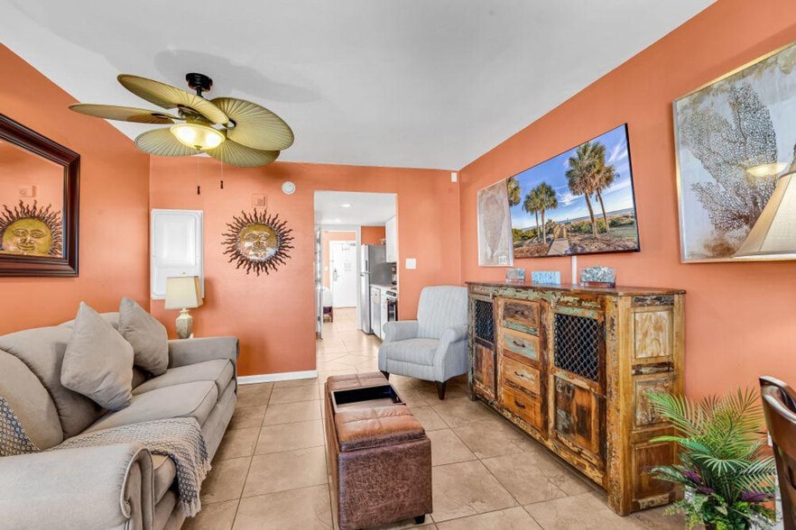 Building Photo - 2001 S Ocean Blvd