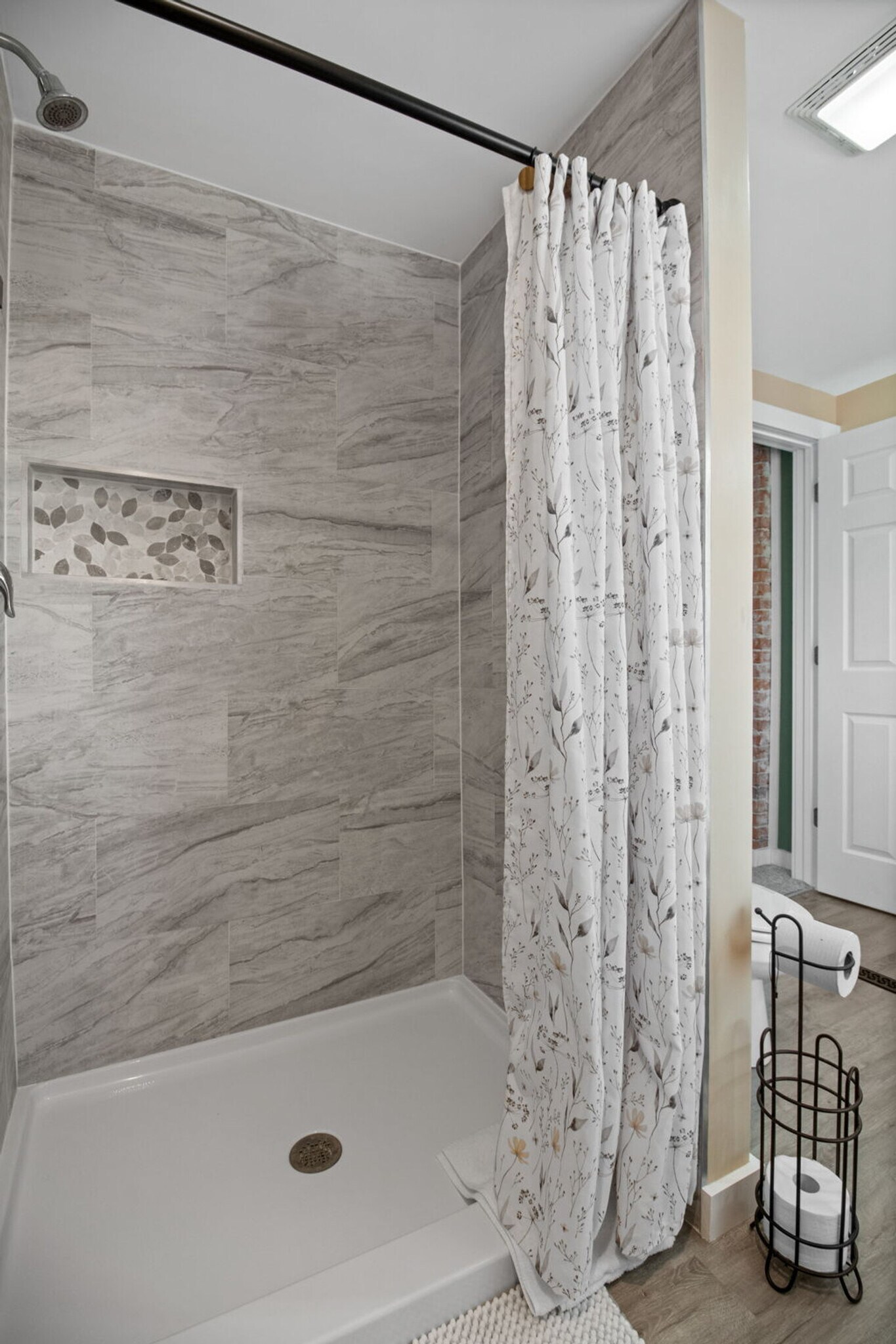 Building Photo - 406 Liberty St