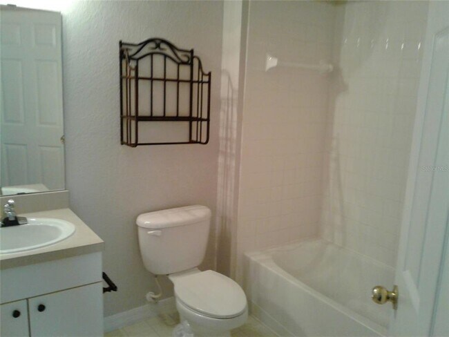 Building Photo - 3757 Conroy Rd