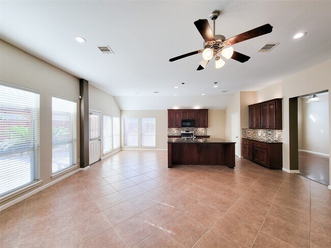 Building Photo - 9514 Garnet Falls Ln