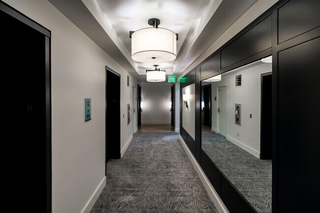 Building Photo - 6899 Collins Ave