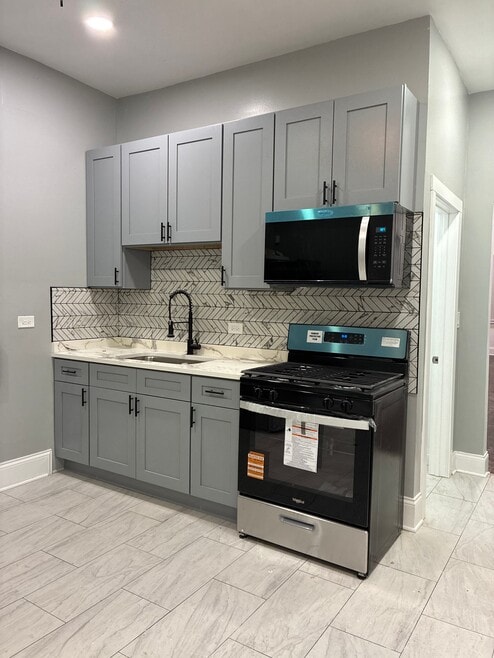 Building Photo - 5543 S Shields Ave