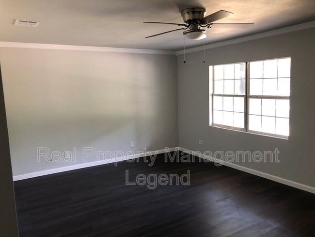 Building Photo - 502 S Rusk St