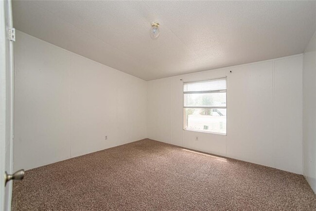 Building Photo - 16495 Taurus Ct
