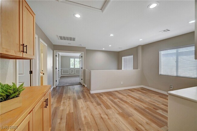 Building Photo - 10512 Galleon Peak Ln