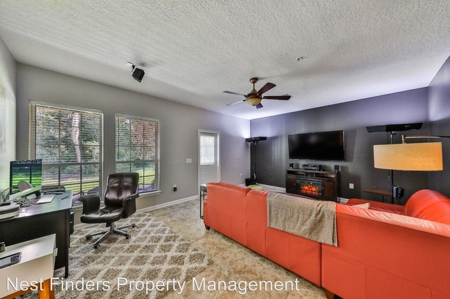 Building Photo - 3 br, 3.5 bath House - 4237 Studio Park Ave