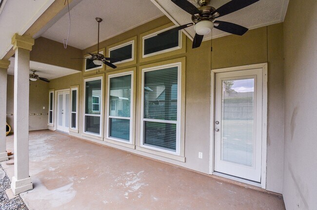 Building Photo - 15831 Conners Ace Dr