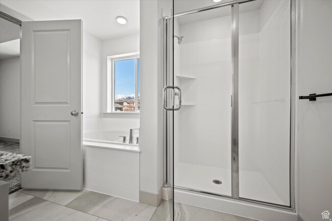 Building Photo - 657 S 85 E