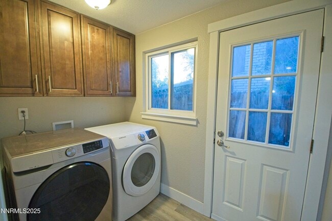 Building Photo - 489 Penny Way