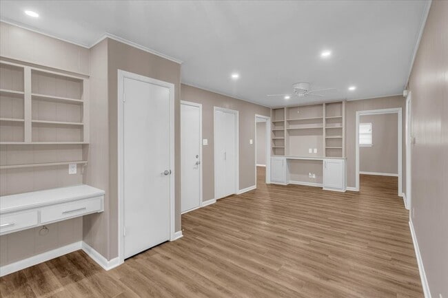 Building Photo - 509 Dean Dr