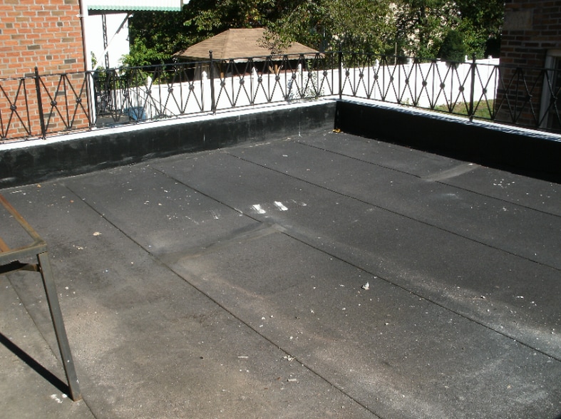 Building Photo - 5301 Glenwood Rd