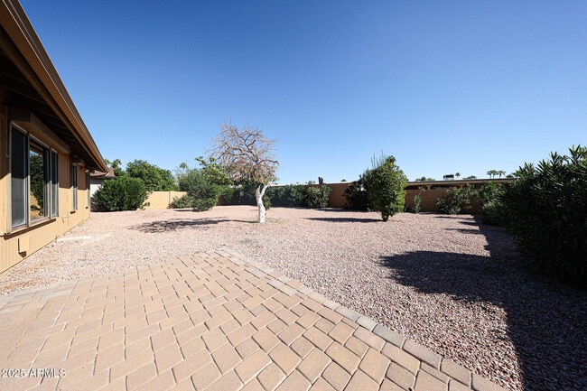 Building Photo - 9833 E Watford Way