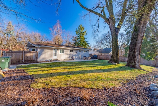 Building Photo - 4609 Waukesha St