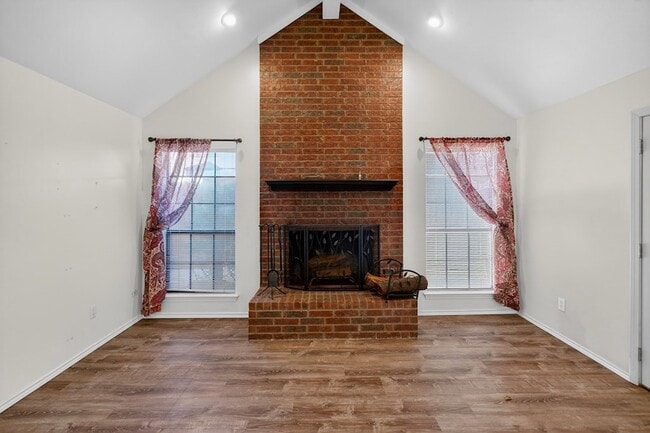 Building Photo - 1709 Castleford Rd