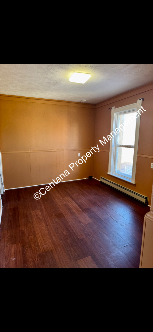 Building Photo - 601 W Mercury St